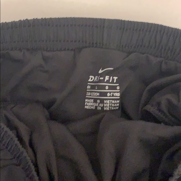 NWT. Nike Dri-fit girls shorts. - Picture 5 of 5